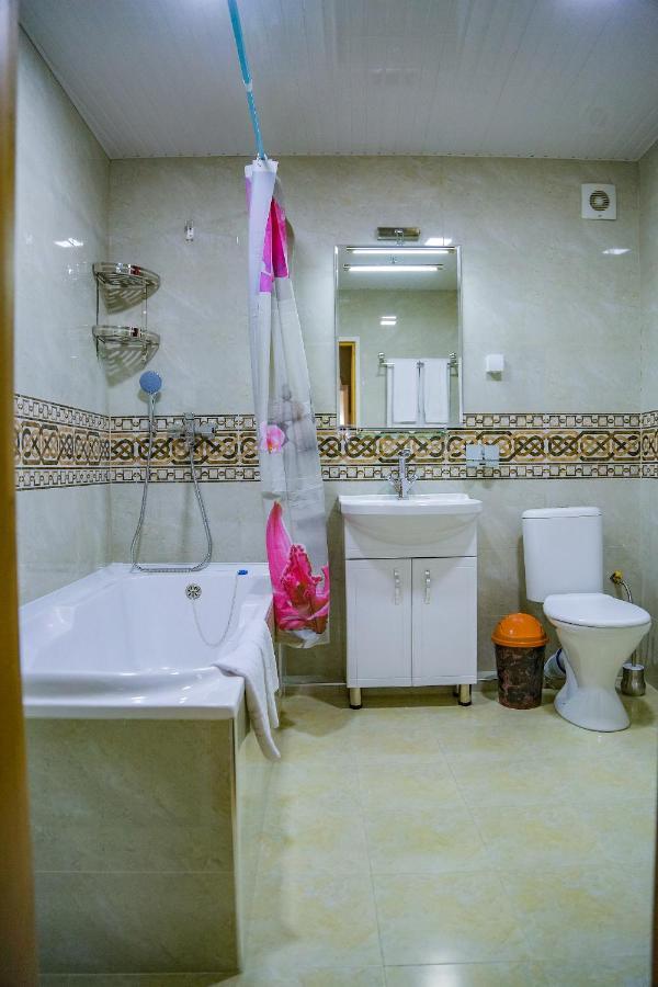 Old Gate Family Guest House Buhara Exterior foto