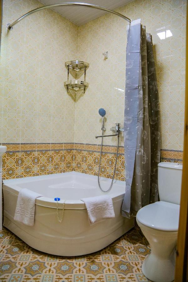 Old Gate Family Guest House Buhara Exterior foto